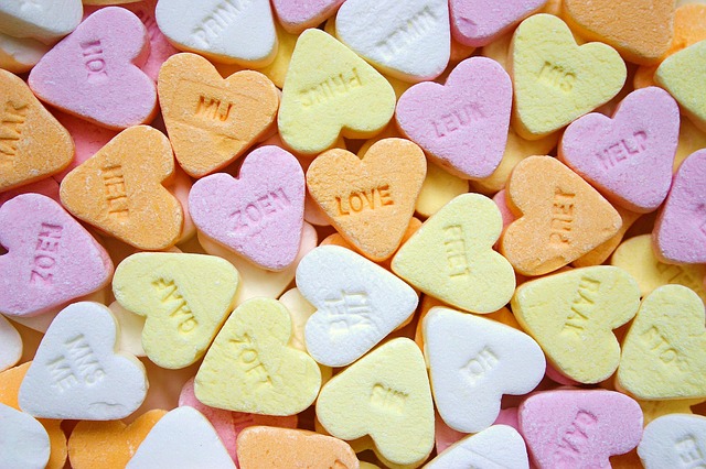Valentines-Day-sweetheart-candy